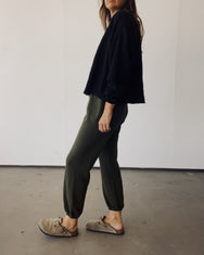 The Boxy Crop Sweatshirt Black
