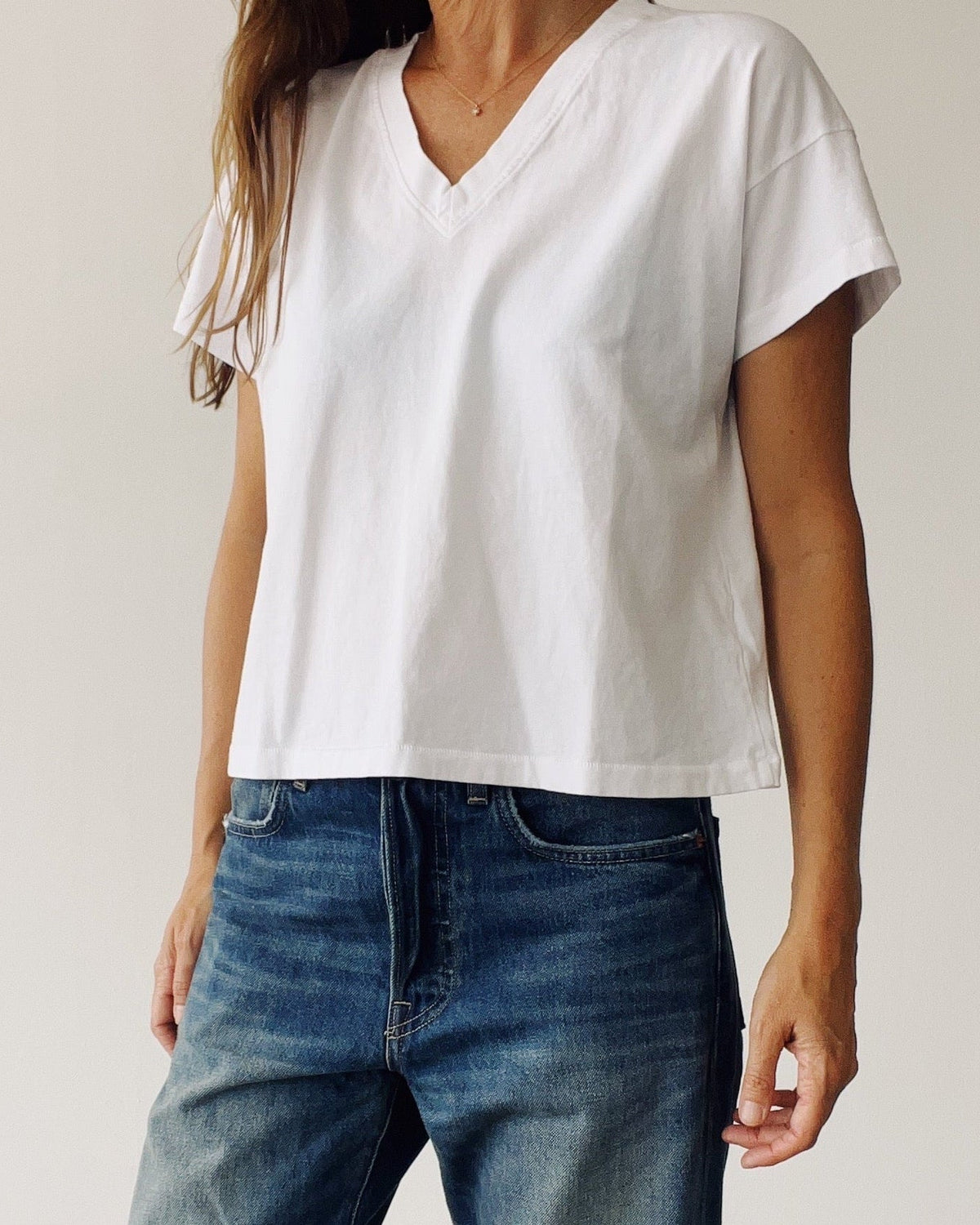 The Boxy V-Neck White